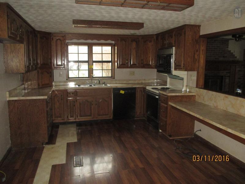 444 Mossy Bluff Road Stewart, TN 37175 - Photo 4 of 13 Gallery Image 4