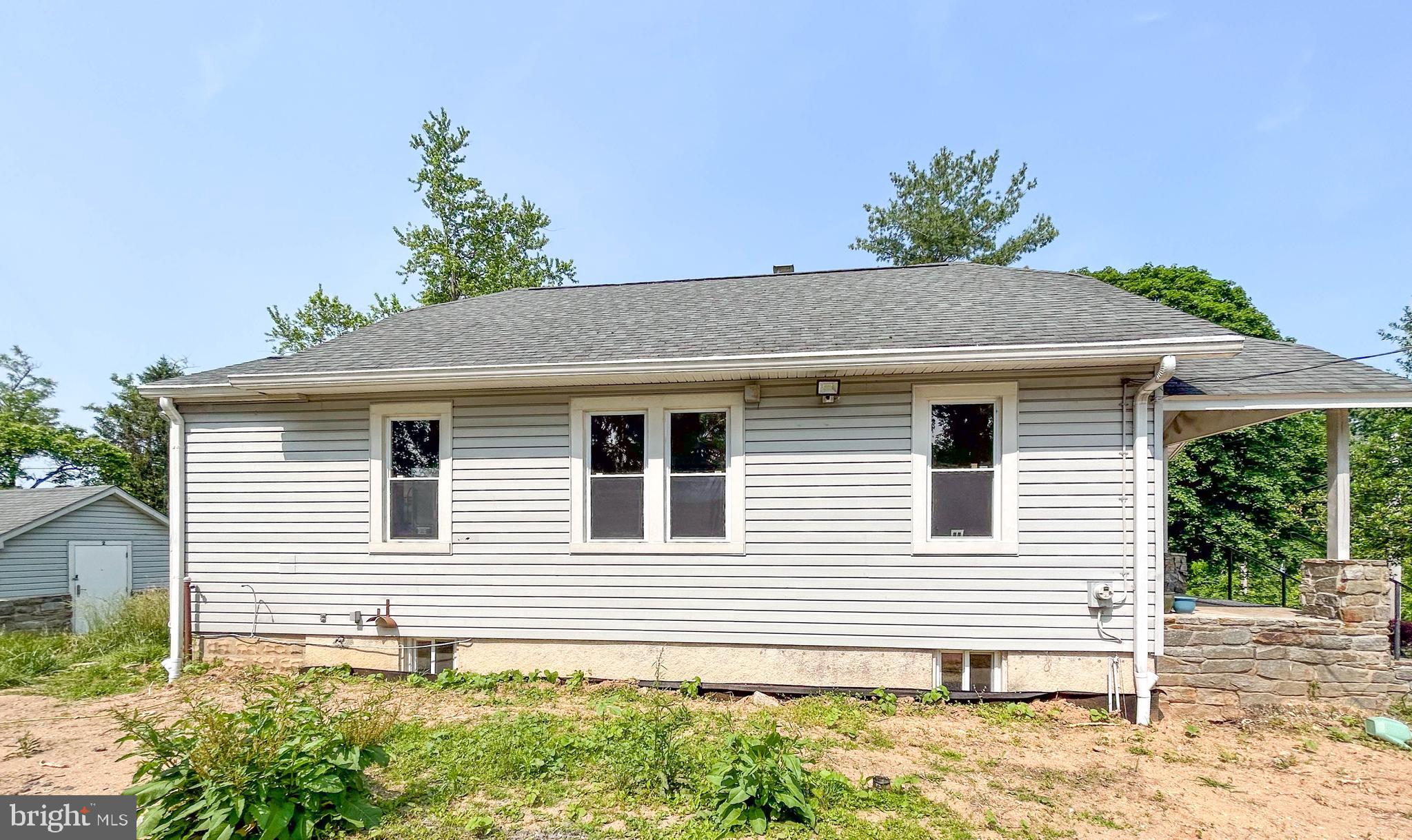 9745 Old Frederick Road Ellicott City, MD 21042 - Photo 8 of 43 Gallery Image 8