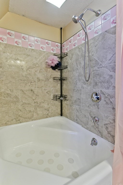 2020 Wilbraham Road Springfield, MA 01129 - Photo 21 of 37 a bathroom with a shower