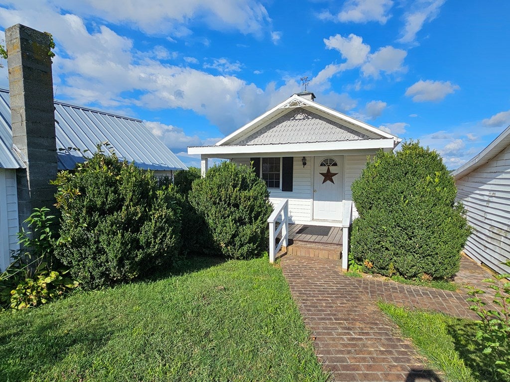 589 Fairview Road Galax, VA 24333 - Photo 52 of 68 Gallery Image 52