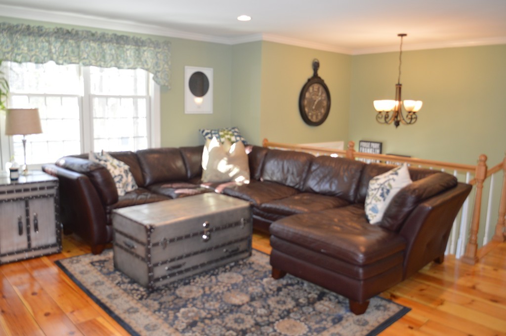 44 Carl Road Walpole, MA 02081 - Photo 4 of 11 Gallery Image 4