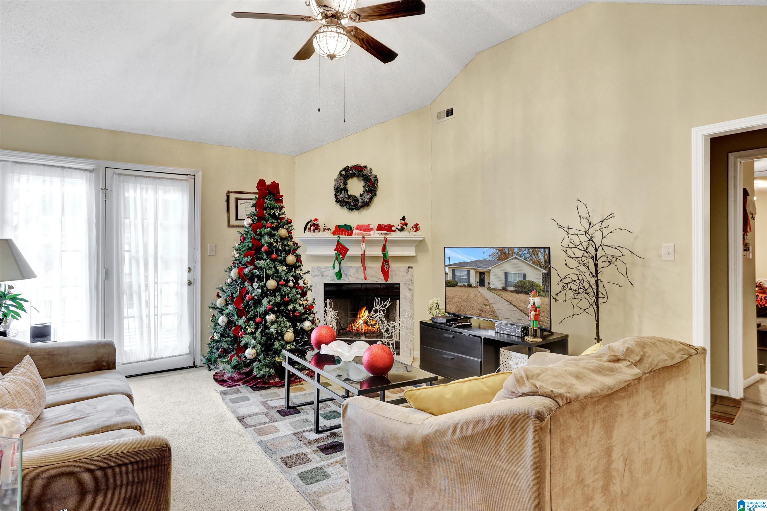 94 Dexter Avenue Bessemer, AL 35023 - Photo 6 of 27