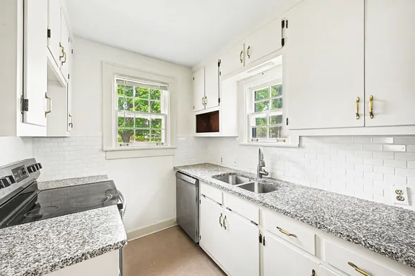 $4,000 | 712 Cantrell Avenue, Nashville, TN 37215