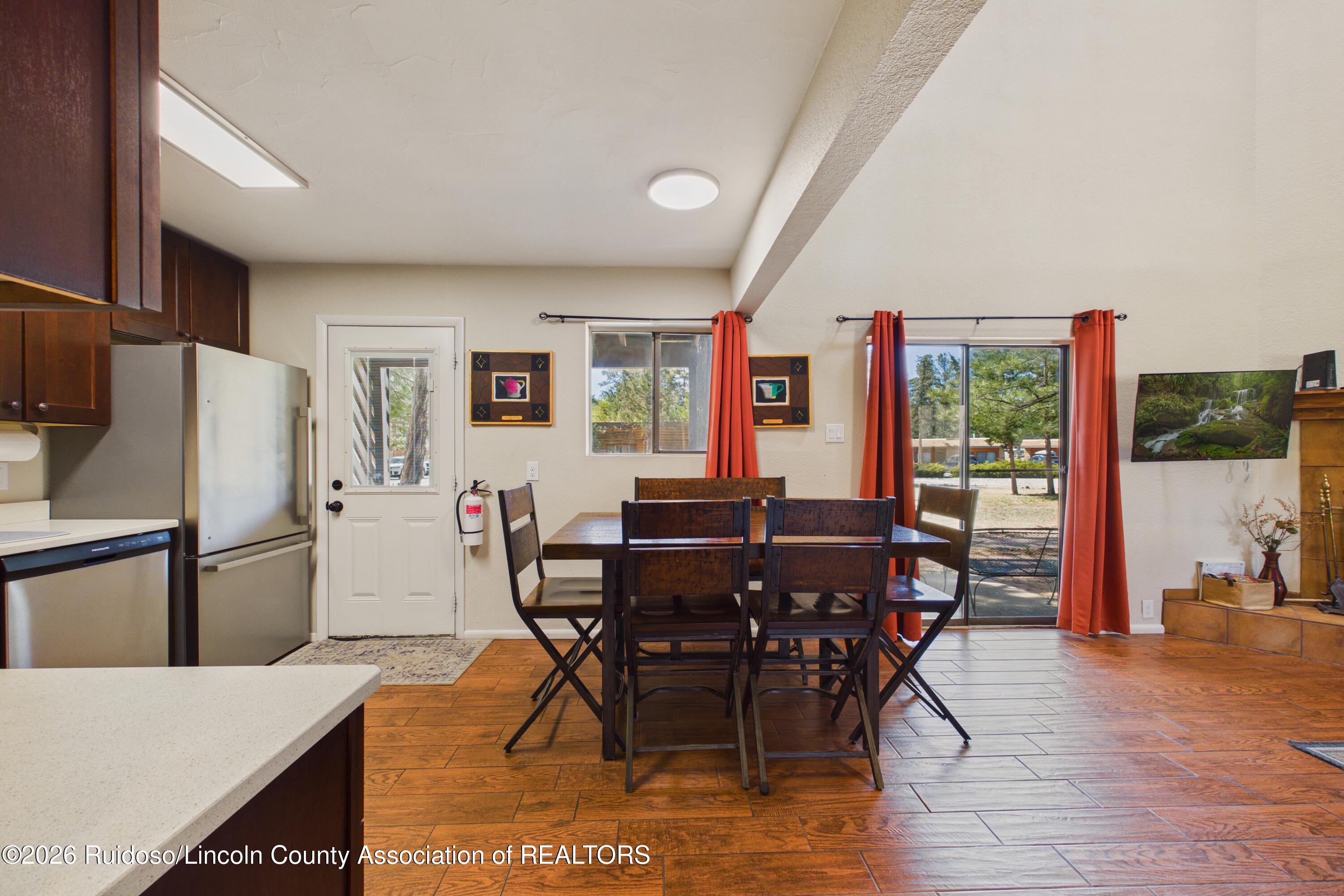 108 North Street, Unit 6 Ruidoso, NM 88345 - Photo 8 of 42 Gallery Image 8