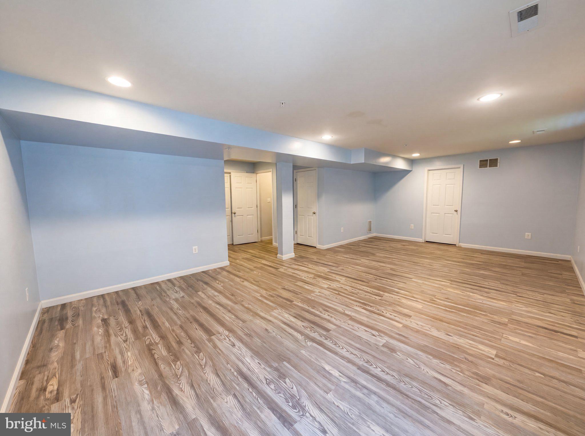 7923 Fawn Run Jessup, MD 20794 - Photo 21 of 22 Spacious, versatile living area awaits!