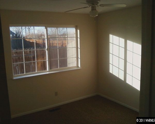 1260 Lattin Road Fallon, NV 89406 - Photo 6 of 7 an empty room with a window