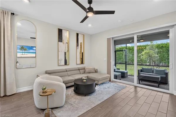 $424,600 | 847 Enbrook Loop, Naples, FL 34114