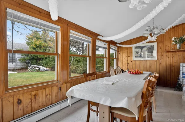 $5,200 | 112 Wentworth Avenue, Albertson, NY 11507