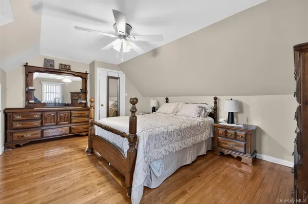 $5,200 | 112 Wentworth Avenue, Albertson, NY 11507