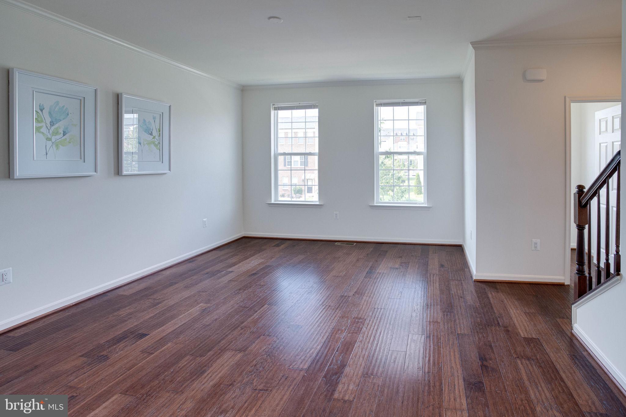 25636 Pleasant Valley Road Chantilly, VA 20152 - Photo 12 of 45 Stunning Family Room
