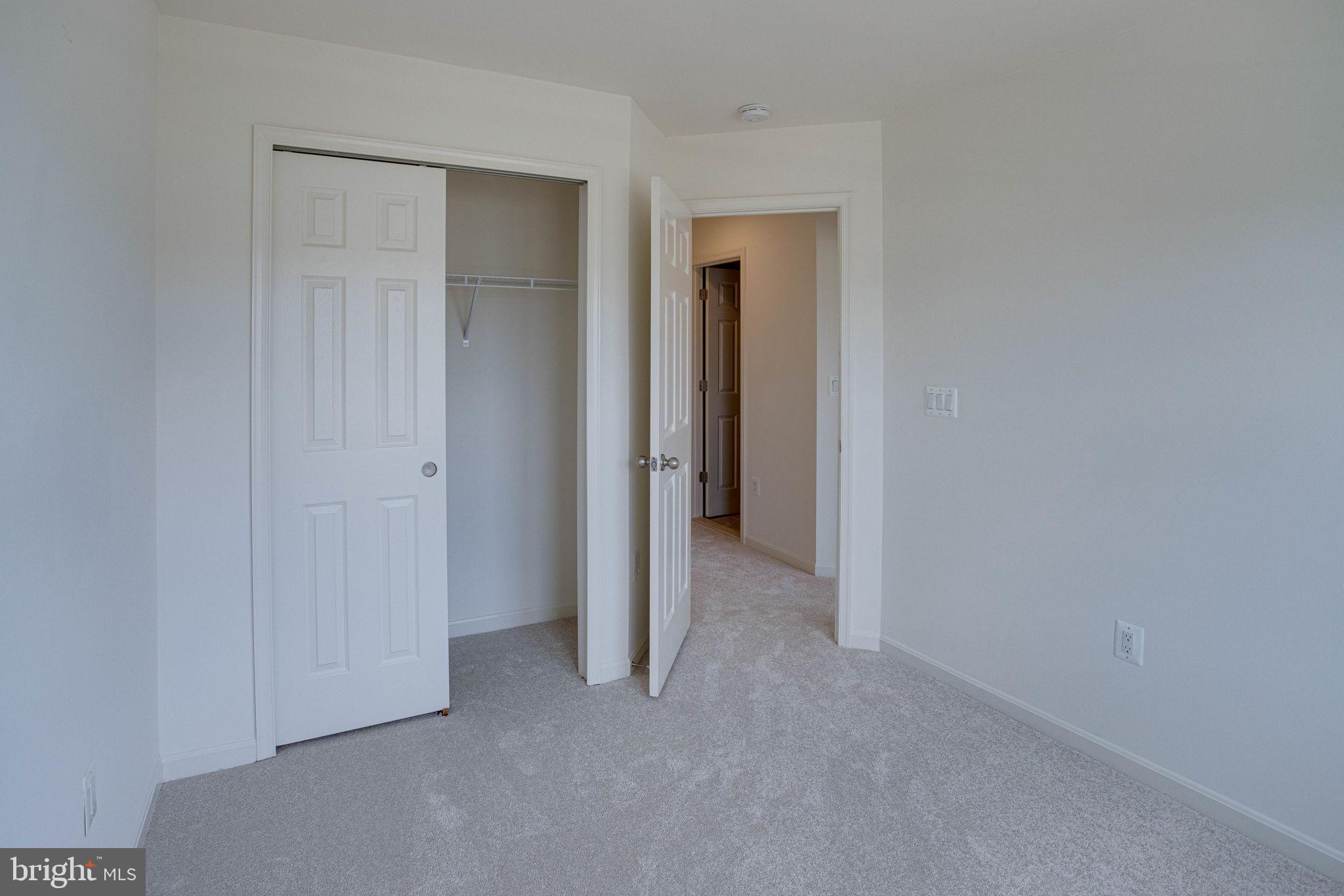 25636 Pleasant Valley Road Chantilly, VA 20152 - Photo 27 of 45 3rd Bedroom