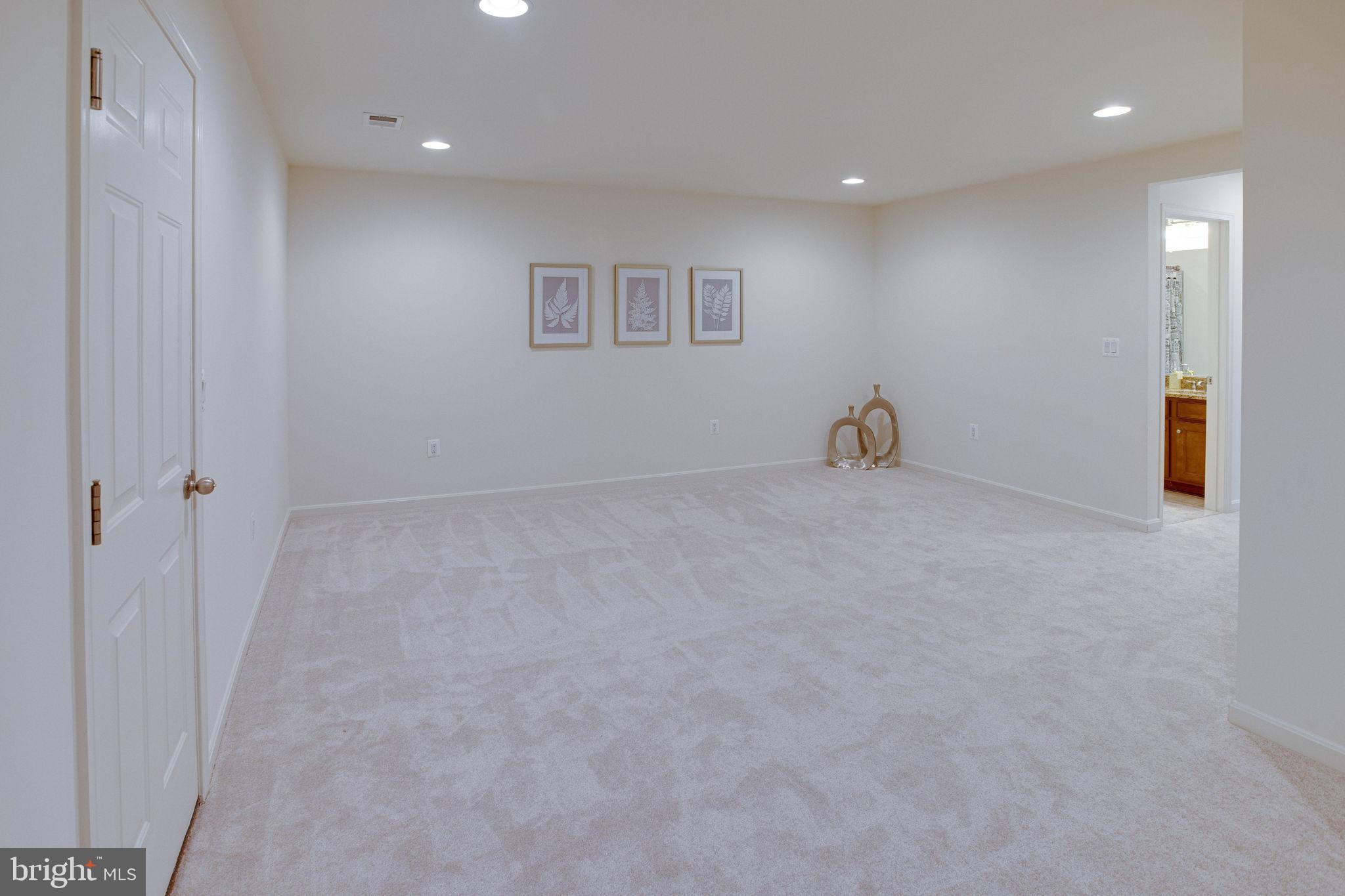 25636 Pleasant Valley Road Chantilly, VA 20152 - Photo 30 of 45 Large Recreation Room on the Ground Level