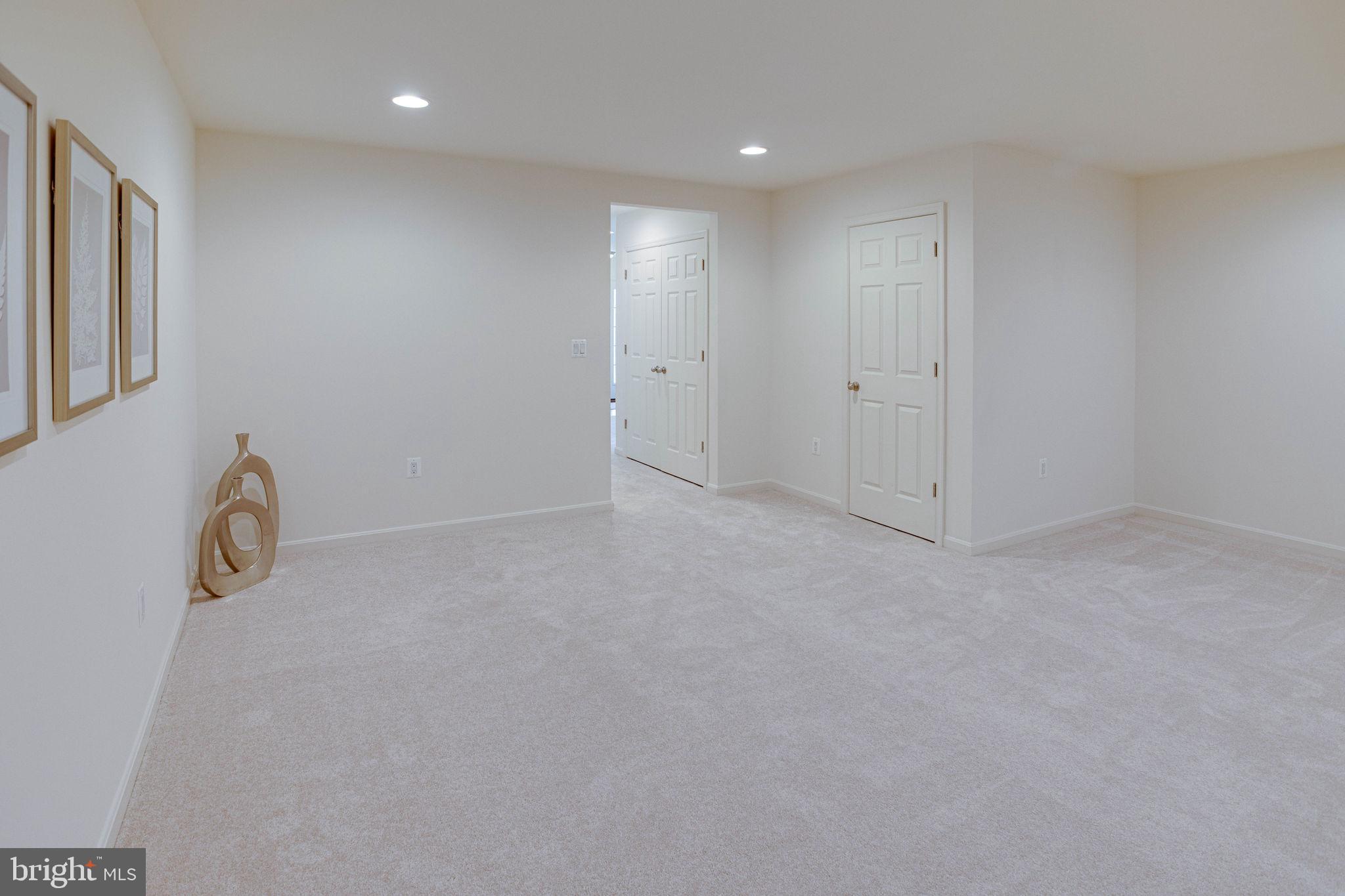 25636 Pleasant Valley Road Chantilly, VA 20152 - Photo 31 of 45 Large Recreation Room on the Ground Level