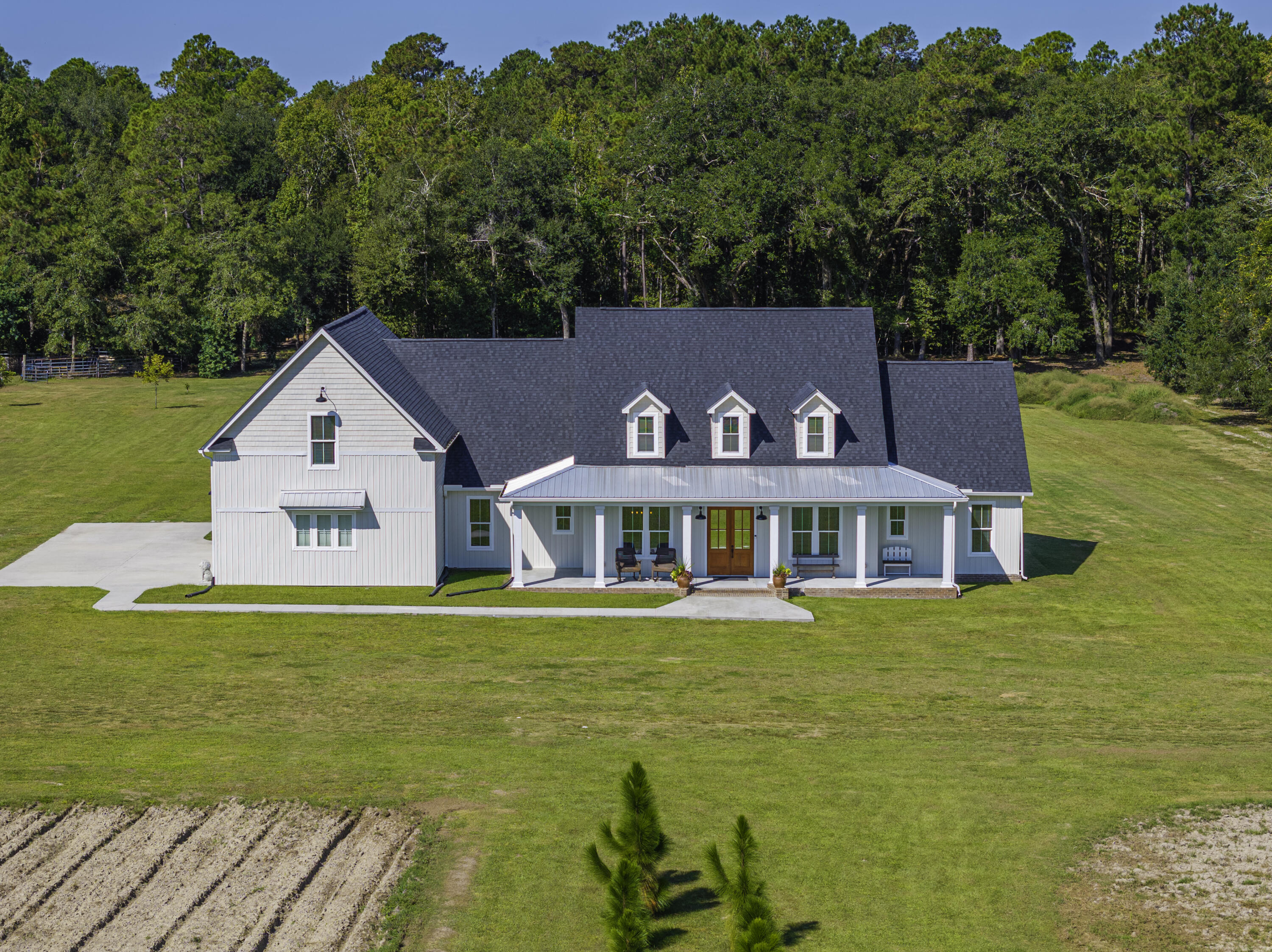 1014 Fire Hill Road Walterboro, SC 29488 - Photo 1 of 162 Welcome Home!