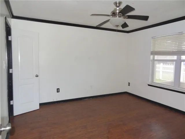 $349,900 | 1005 Townshend North, Gretna, LA 70056