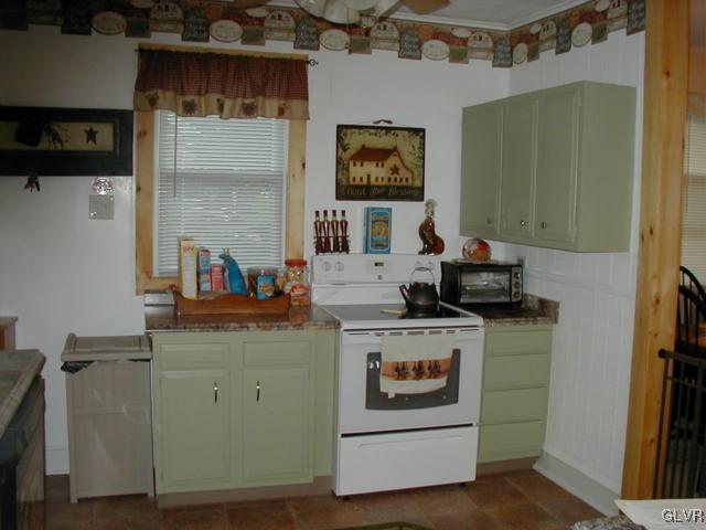 6344 Chapmans Road Allentown, PA 18104 - Photo 13 of 13 Gallery Image 13