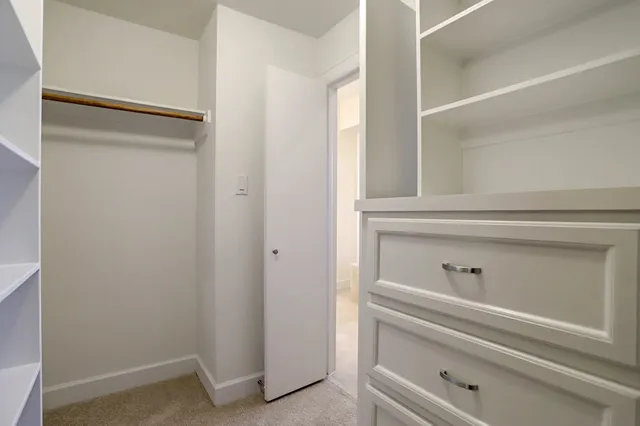 $2,295 | 701 East 40th Street, Houston, TX 77022