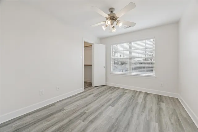 $2,195 | 701 East 40th Street, Houston, TX 77022