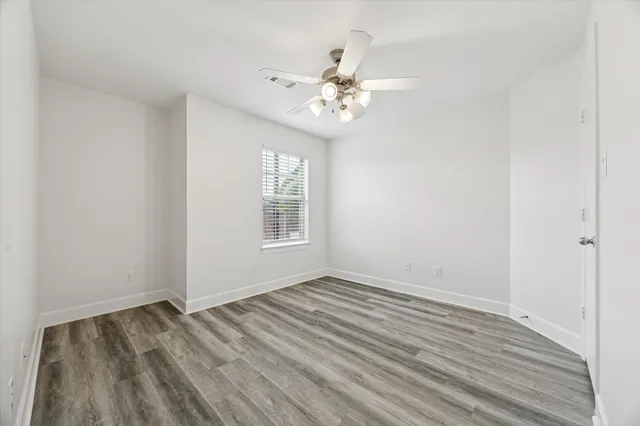 $2,195 | 701 East 40th Street, Houston, TX 77022