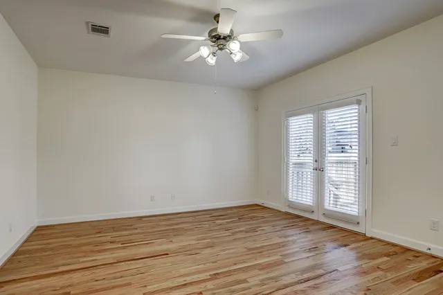 $2,295 | 701 East 40th Street, Houston, TX 77022