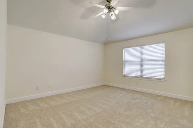 $2,295 | 701 East 40th Street, Houston, TX 77022