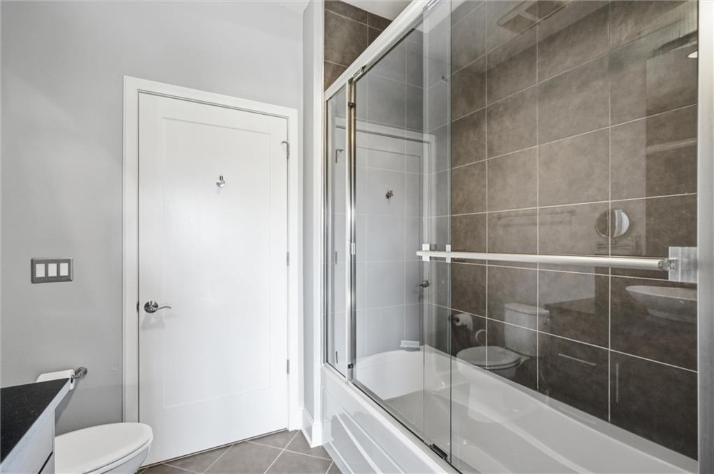 4521 Wornall Road, Unit 211 Kansas City, MO 64111 - Photo 23 of 41