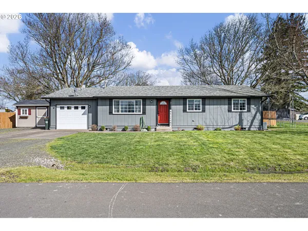 $349,900 | 86 East 2nd Street, Halsey, OR 97348