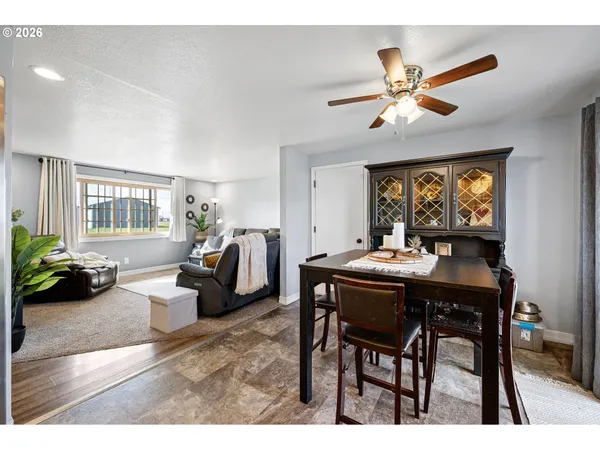 a view of a livingroom and dining room