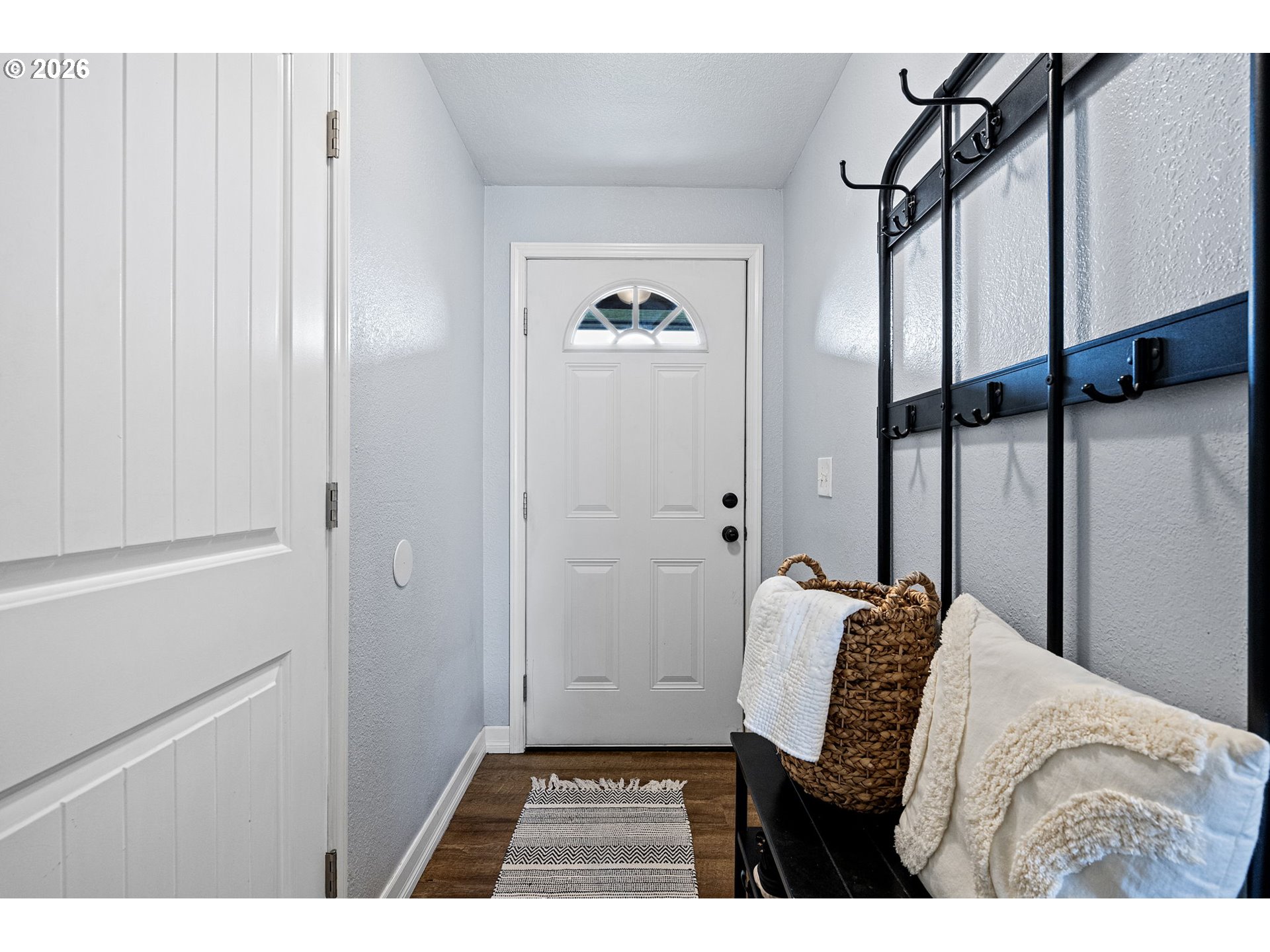 86 East 2nd Street Halsey, OR 97348 - Photo 5 of 36 a view of an entryway with furniture