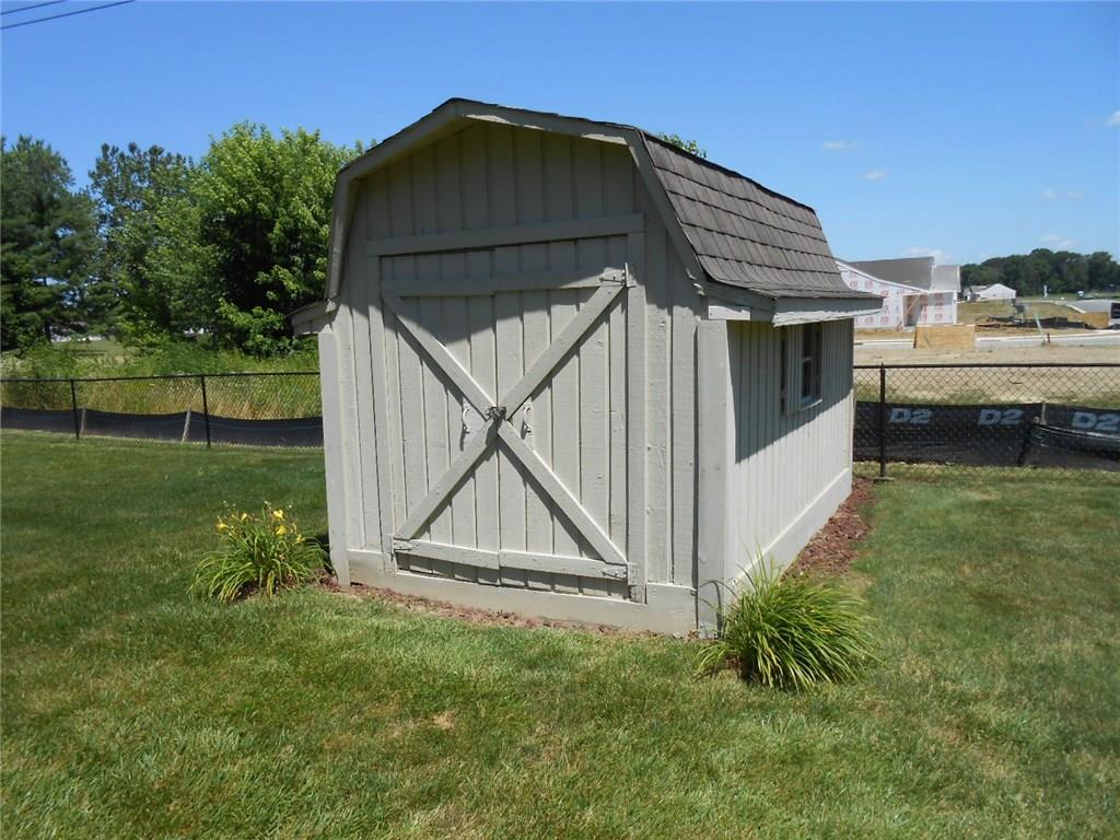 7526 Camby Road Camby, IN 46113 - Photo 12 of 32