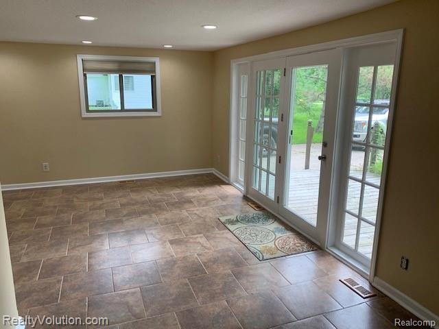 6363 North Belsay Road Flint, MI 48506 - Photo 12 of 31 IMG_7263.jpg