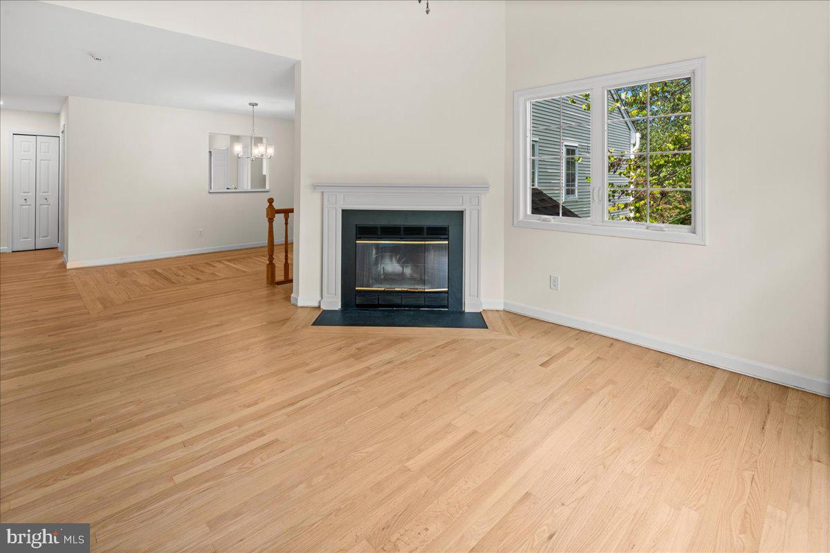 90 Winthrop Road Monroe Township, NJ 08831 - Photo 17 of 56 Living Room