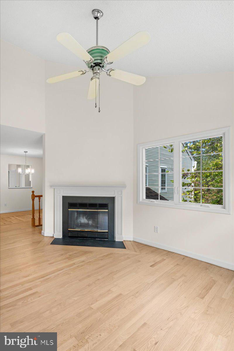 90 Winthrop Road Monroe Township, NJ 08831 - Photo 18 of 56 Living Room