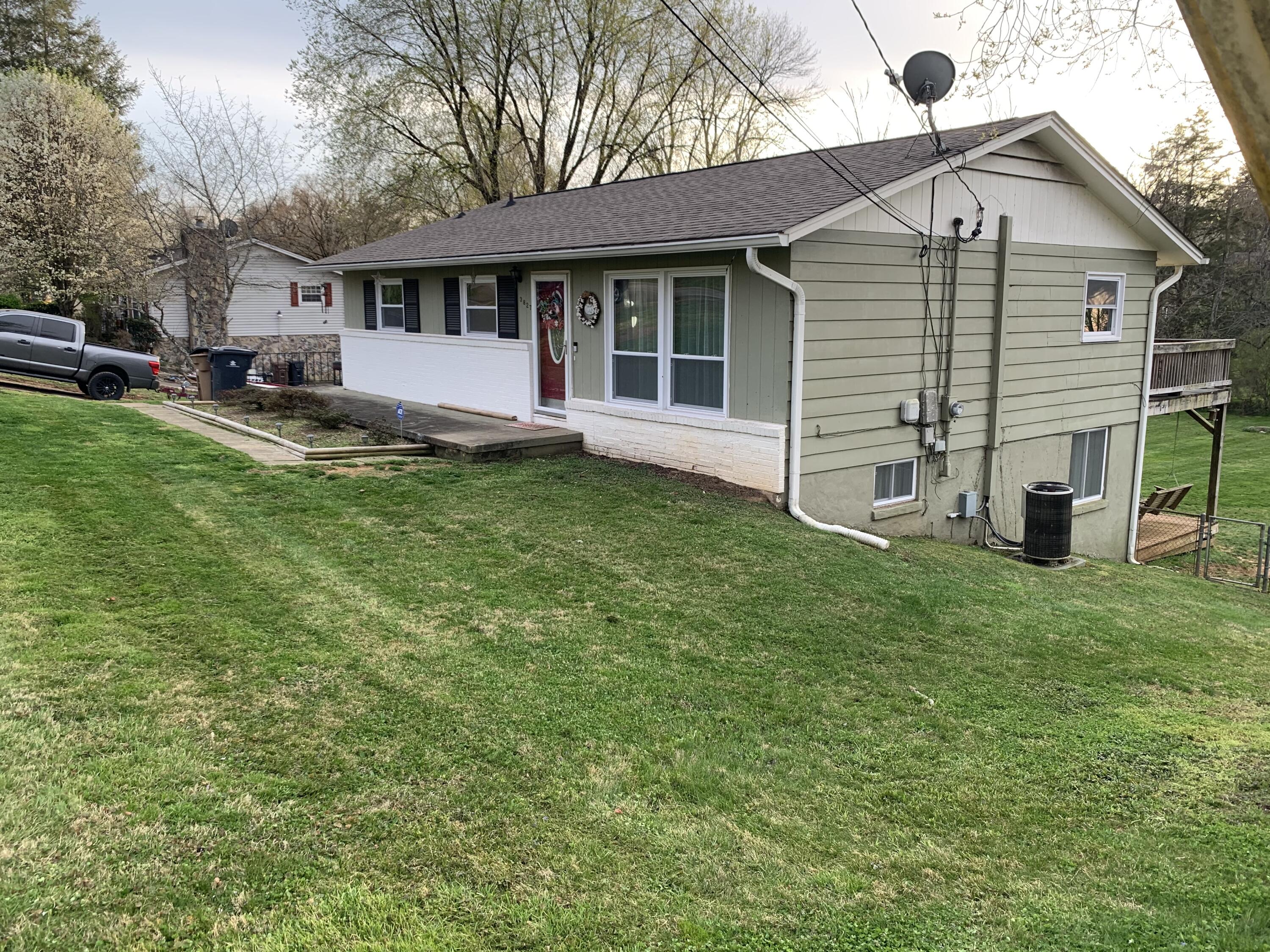 3827 Sullivan Road Knoxville, TN 37921 - Photo 2 of 7 IMG-6654