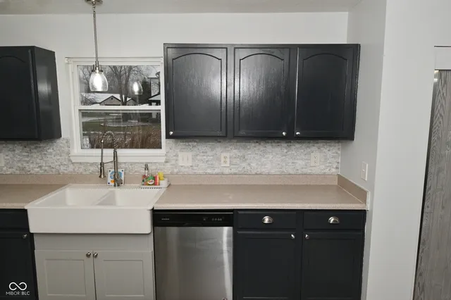 $359,900 | 1258 Spring Lake Drive, Brownsburg, IN 46112