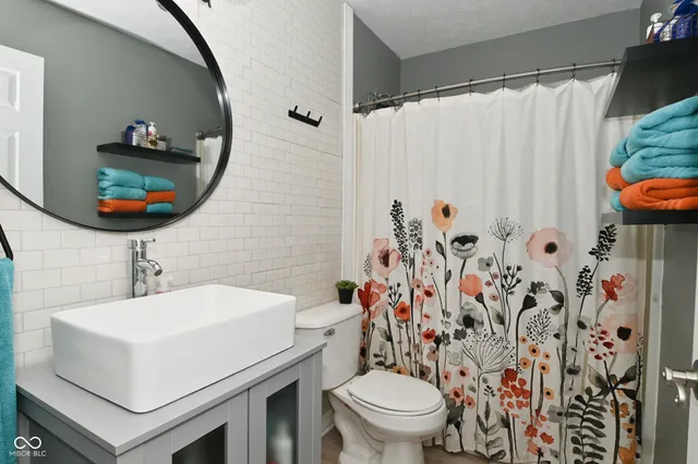 $359,900 | 1258 Spring Lake Drive, Brownsburg, IN 46112