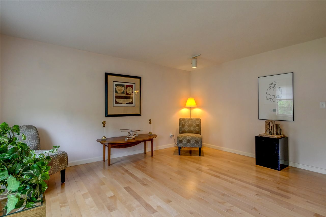 2 Clark Road Nashua, NH 03062 - Photo 11 of 40