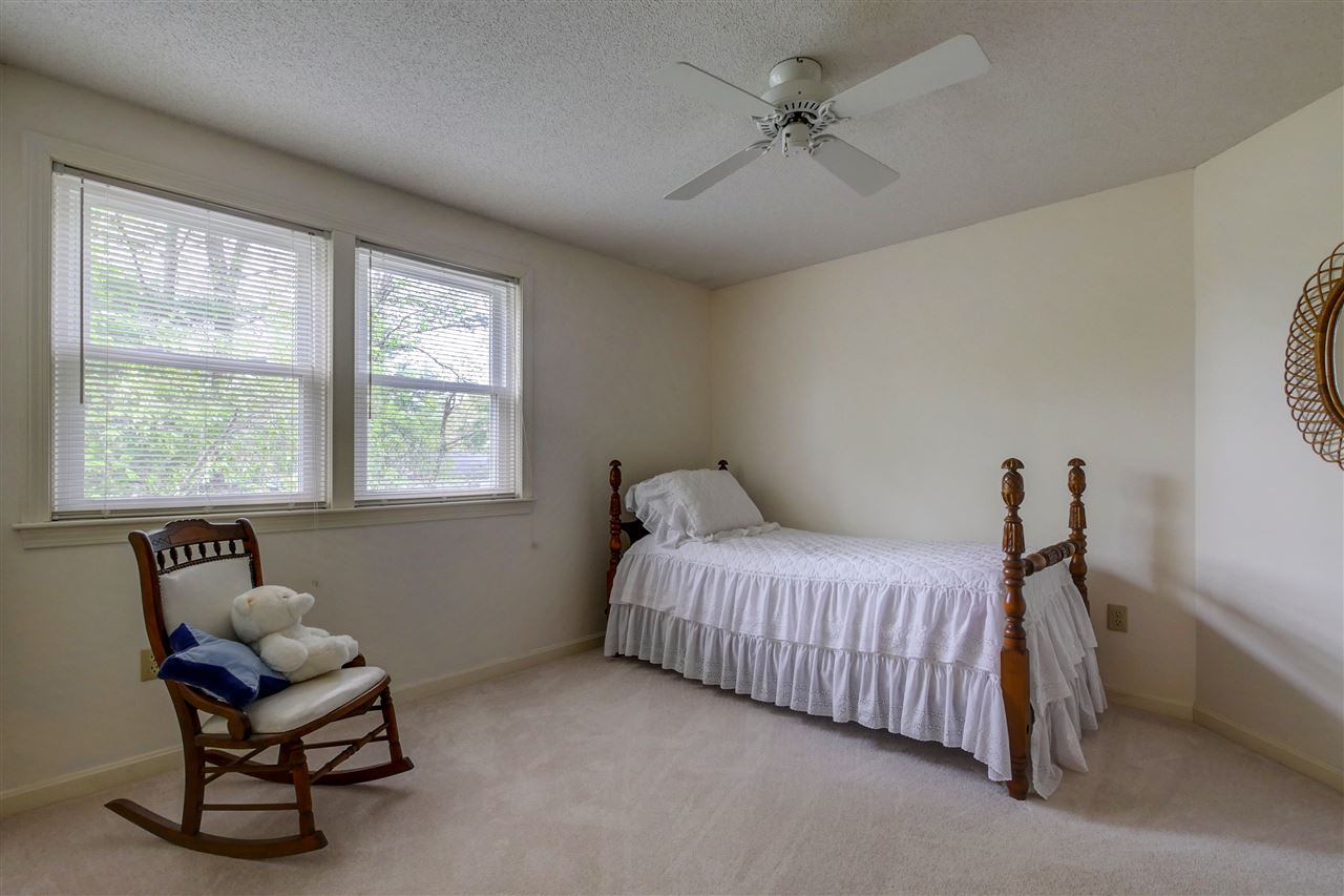 2 Clark Road Nashua, NH 03062 - Photo 21 of 40