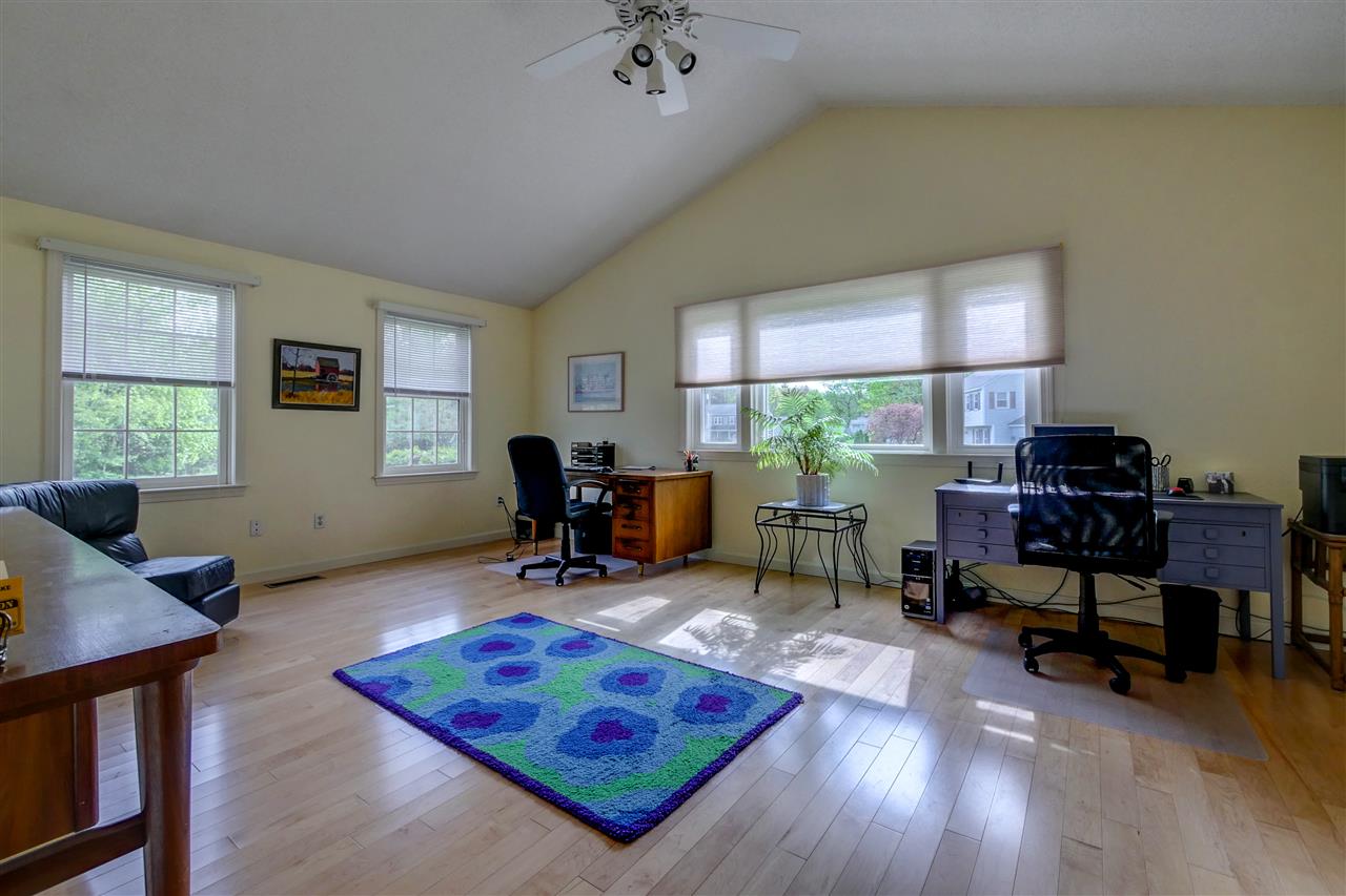 2 Clark Road Nashua, NH 03062 - Photo 30 of 40