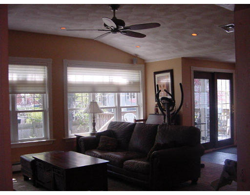 45 Wesmur Road Malden, MA 02148 - Photo 3 of 11 Gallery Image 3