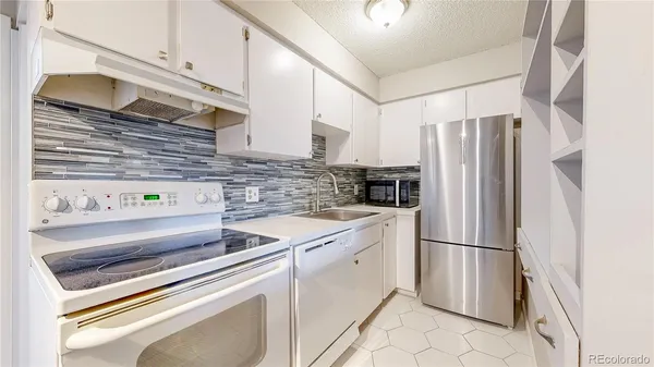 $150,000 | 5770 East Warren Avenue, Unit 213, Denver, CO 80222