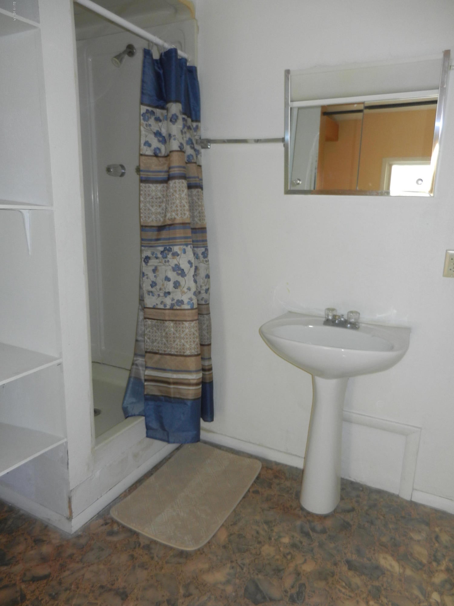 2215 Reed Street Williamsport, PA 17701 - Photo 14 of 17 Half Bath