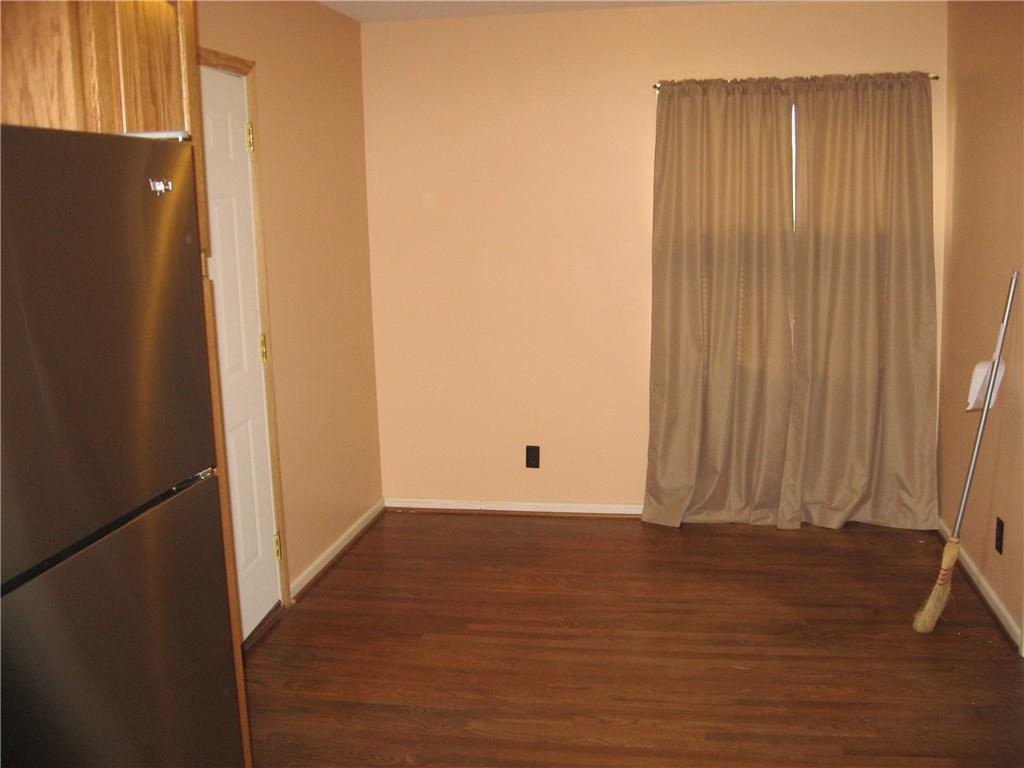 160 Braddock Rd Avenue Mount Pleasant, PA 15666 - Photo 9 of 24 Breakfast Nook