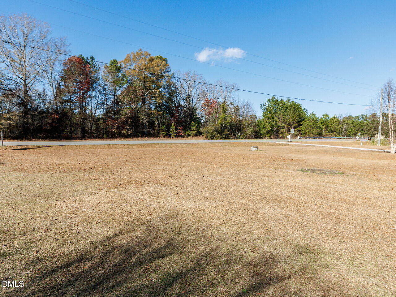 577 Corbett Road Clayton, NC 27520 - Photo 4 of 33 003-1280x960-front-yard