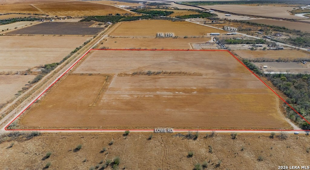 166 Lowe Road Quemado, TX 78877 - Photo 3 of 11