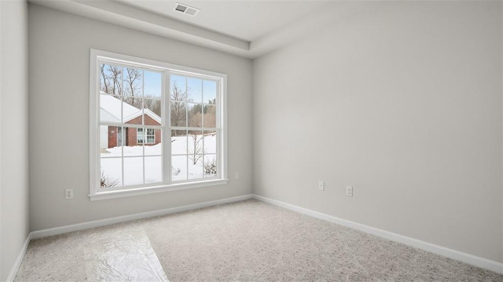 300 River Rdg Court Baden, PA 15005 - Photo 23 of 28 an empty room with a window