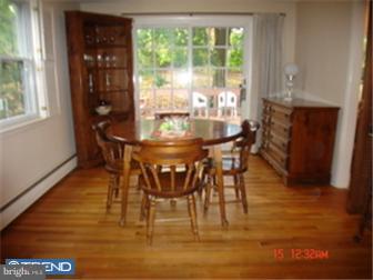 32 Chetwynd Road Paoli, PA 19301 - Photo 4 of 12 Dining Room