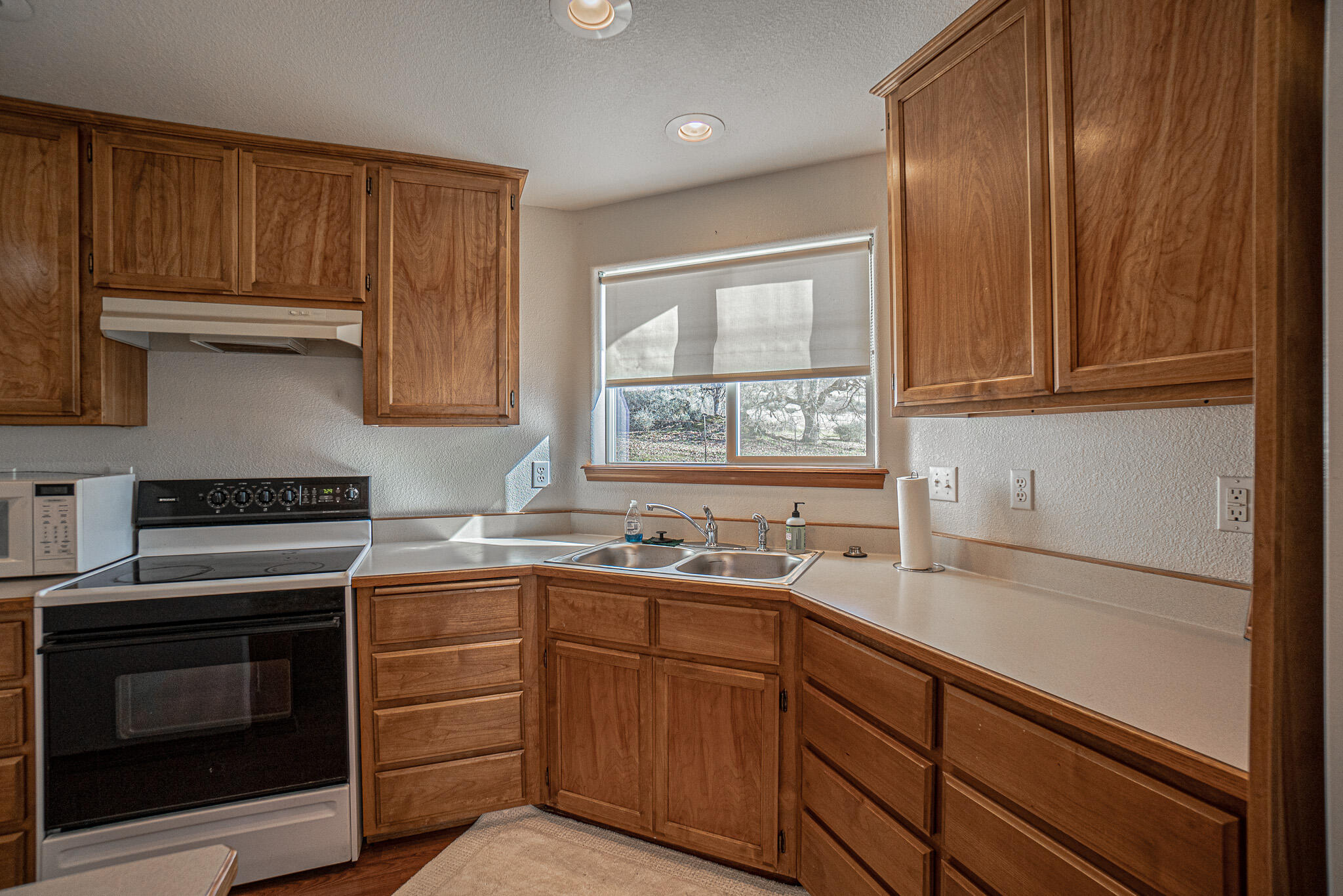 13290 Table Rock Road White City, OR 97503 - Photo 35 of 53 Second Home