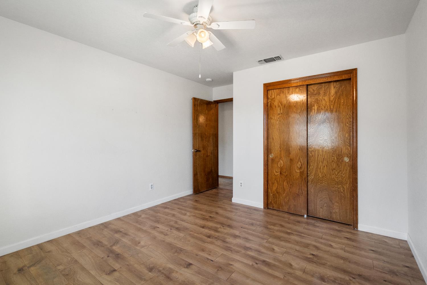 2465 Ash Court Hanford, CA 93230 - Photo 16 of 28