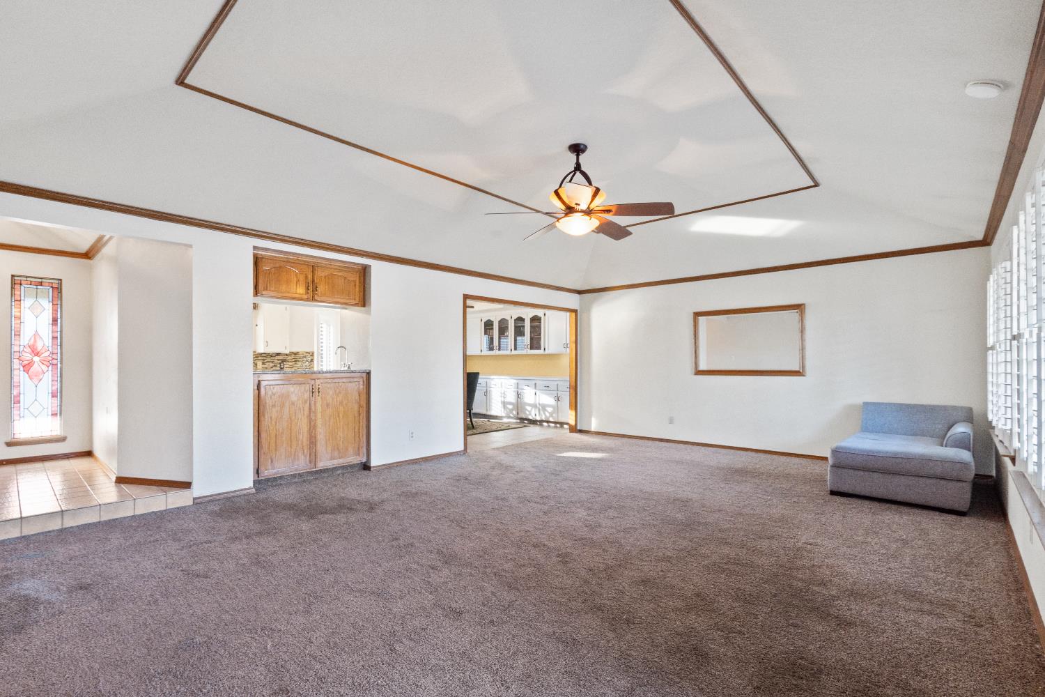 2465 Ash Court Hanford, CA 93230 - Photo 8 of 28